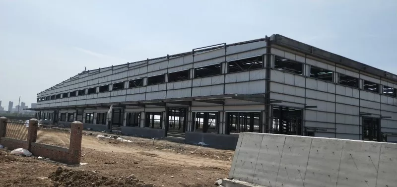 Aurrefabrikatutako altzairuzko egitura modularra logistika biltegiaren eraikuntza