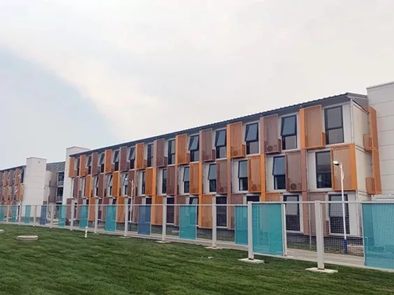 Aurrefabrikatutako edukiontzi modular modular aurrefabrikatua