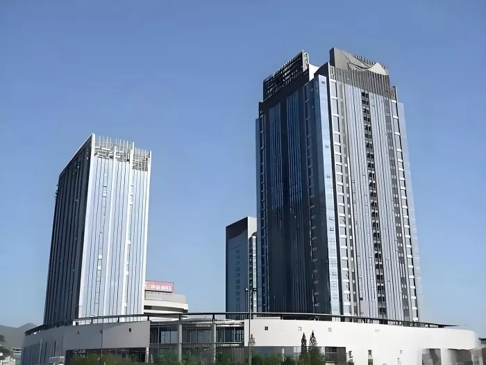 Altzairuzko armairua Eraikin altua
