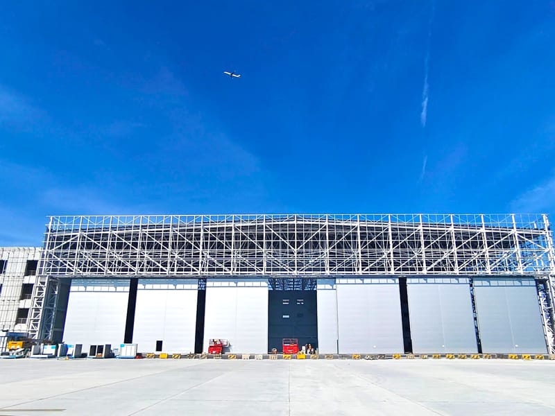Altzairuzko Egitura Abiazio Zibileko Hub Hangar